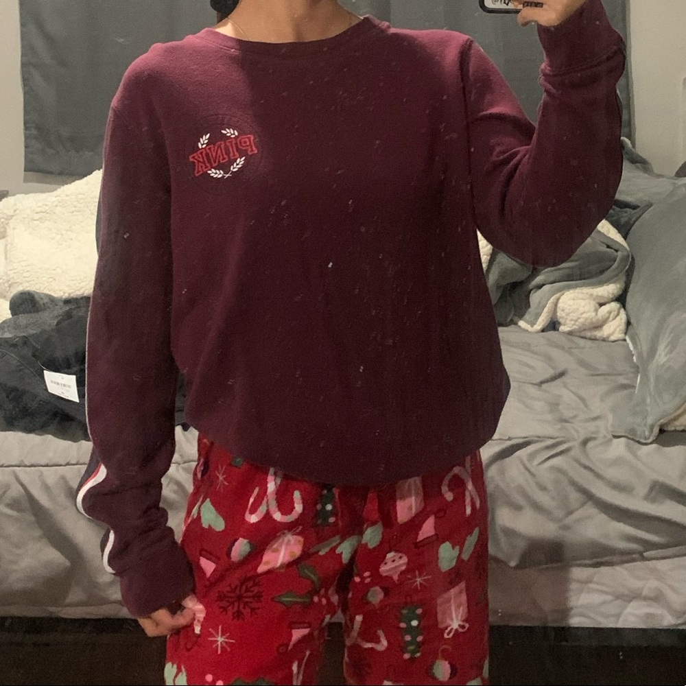 Burgundy crewneck